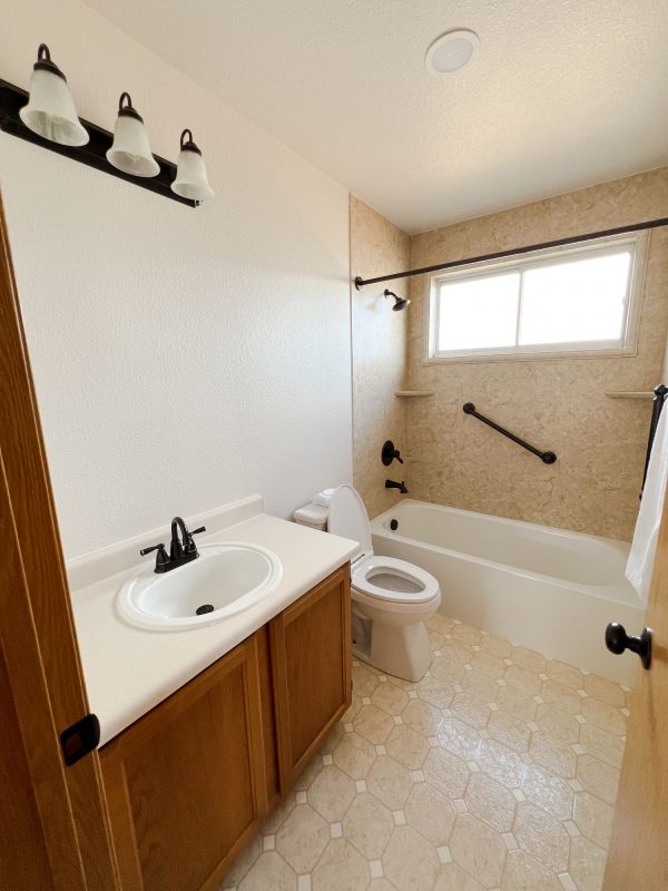Top Bathroom Remodeling Companies in Commerce Township, MI